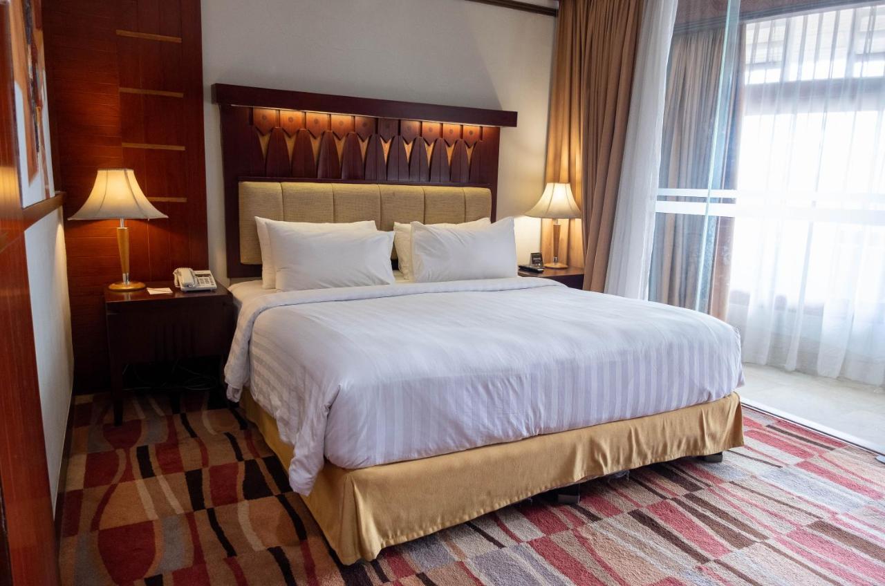 Hotel Savoy Homann Bandung Exteriér fotografie