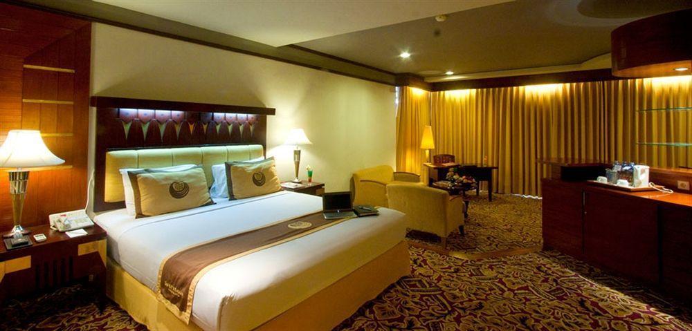 Hotel Savoy Homann Bandung Exteriér fotografie
